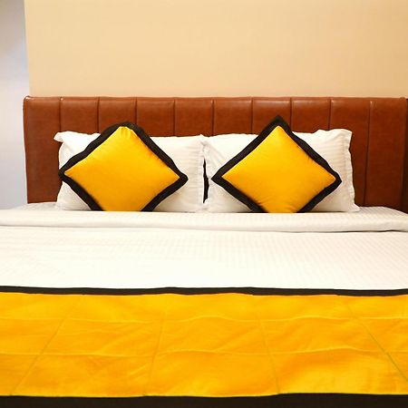 Uj Pallazzio - Business Class Luxury Hotel Tiruvannāmalai Eksteriør bilde