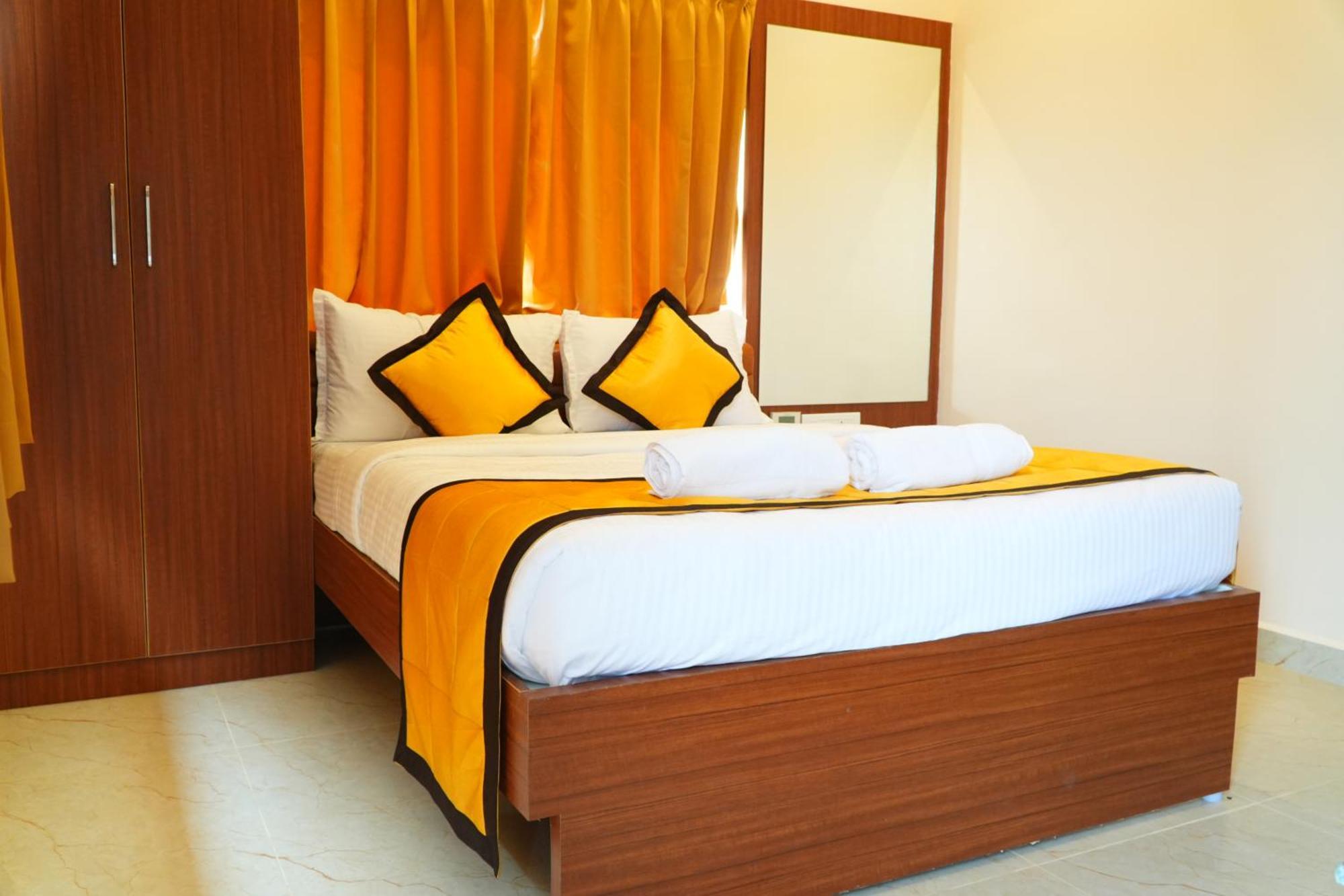 Uj Pallazzio - Business Class Luxury Hotel Tiruvannāmalai Eksteriør bilde