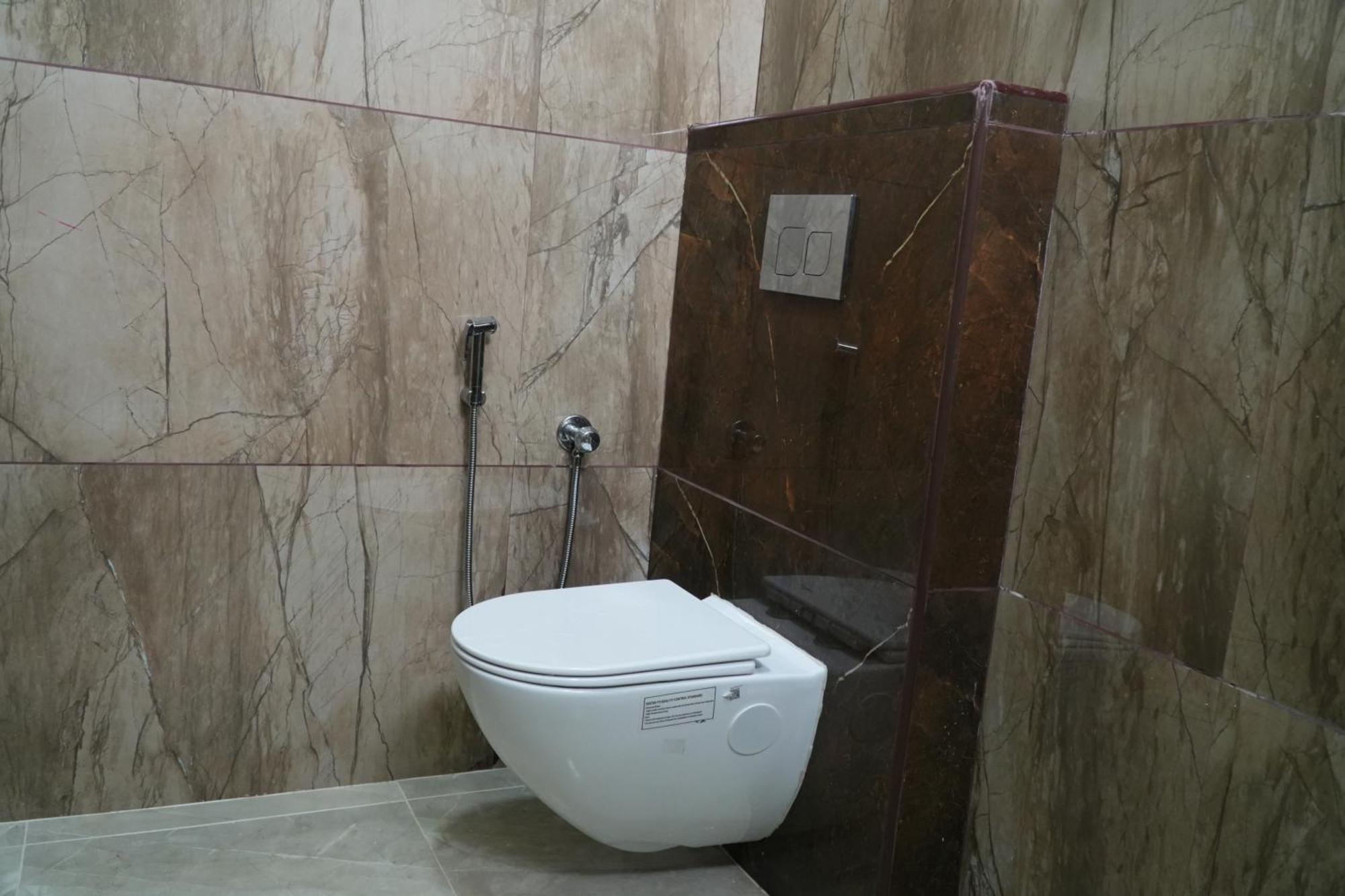 Uj Pallazzio - Business Class Luxury Hotel Tiruvannāmalai Eksteriør bilde