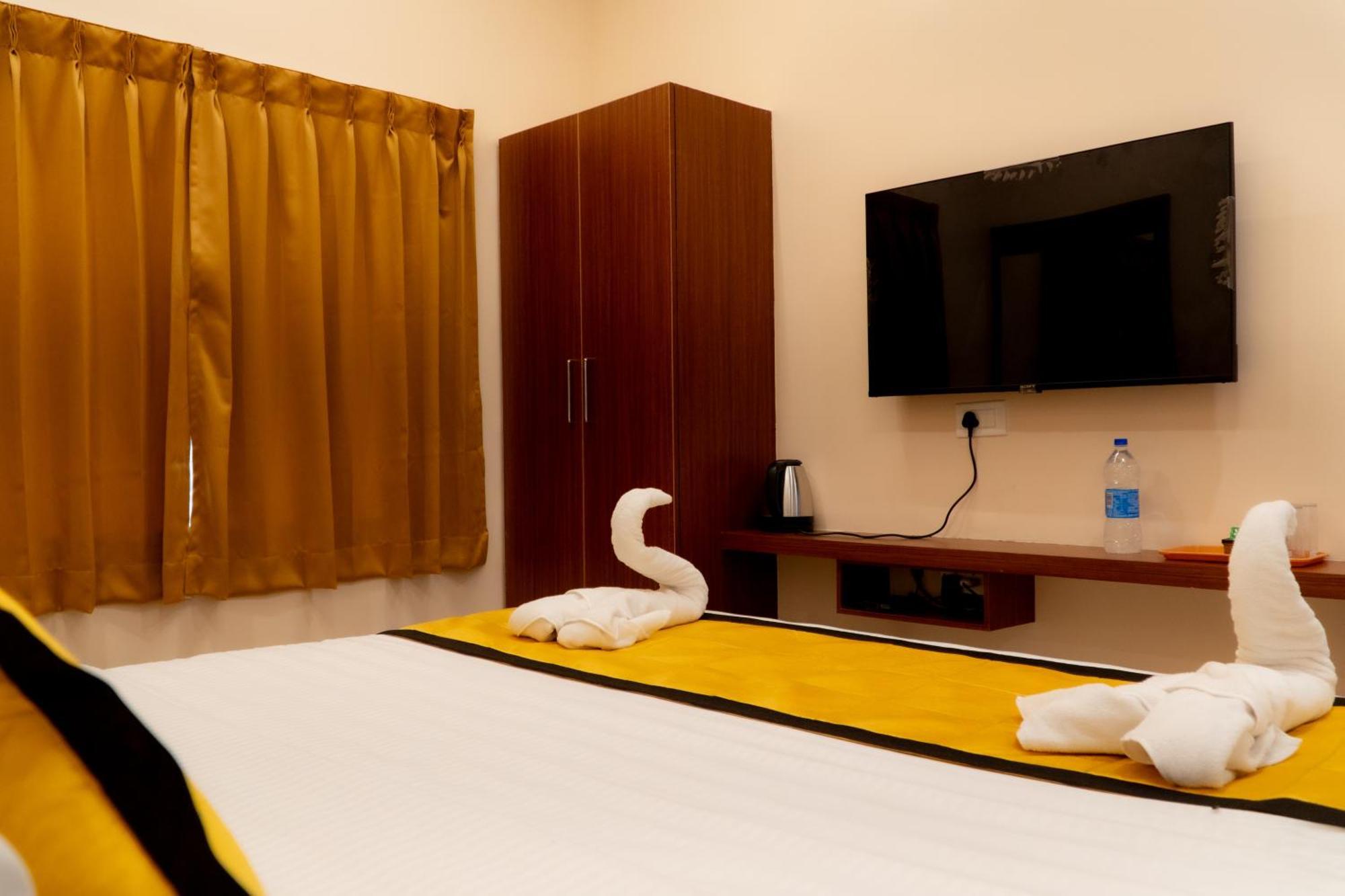 Uj Pallazzio - Business Class Luxury Hotel Tiruvannāmalai Eksteriør bilde
