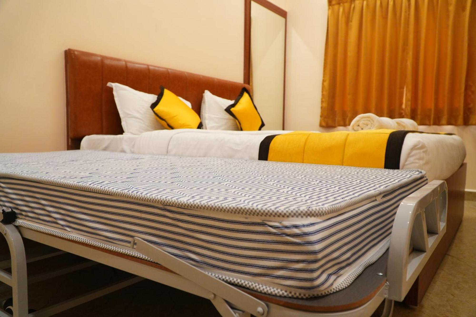 Uj Pallazzio - Business Class Luxury Hotel Tiruvannāmalai Eksteriør bilde
