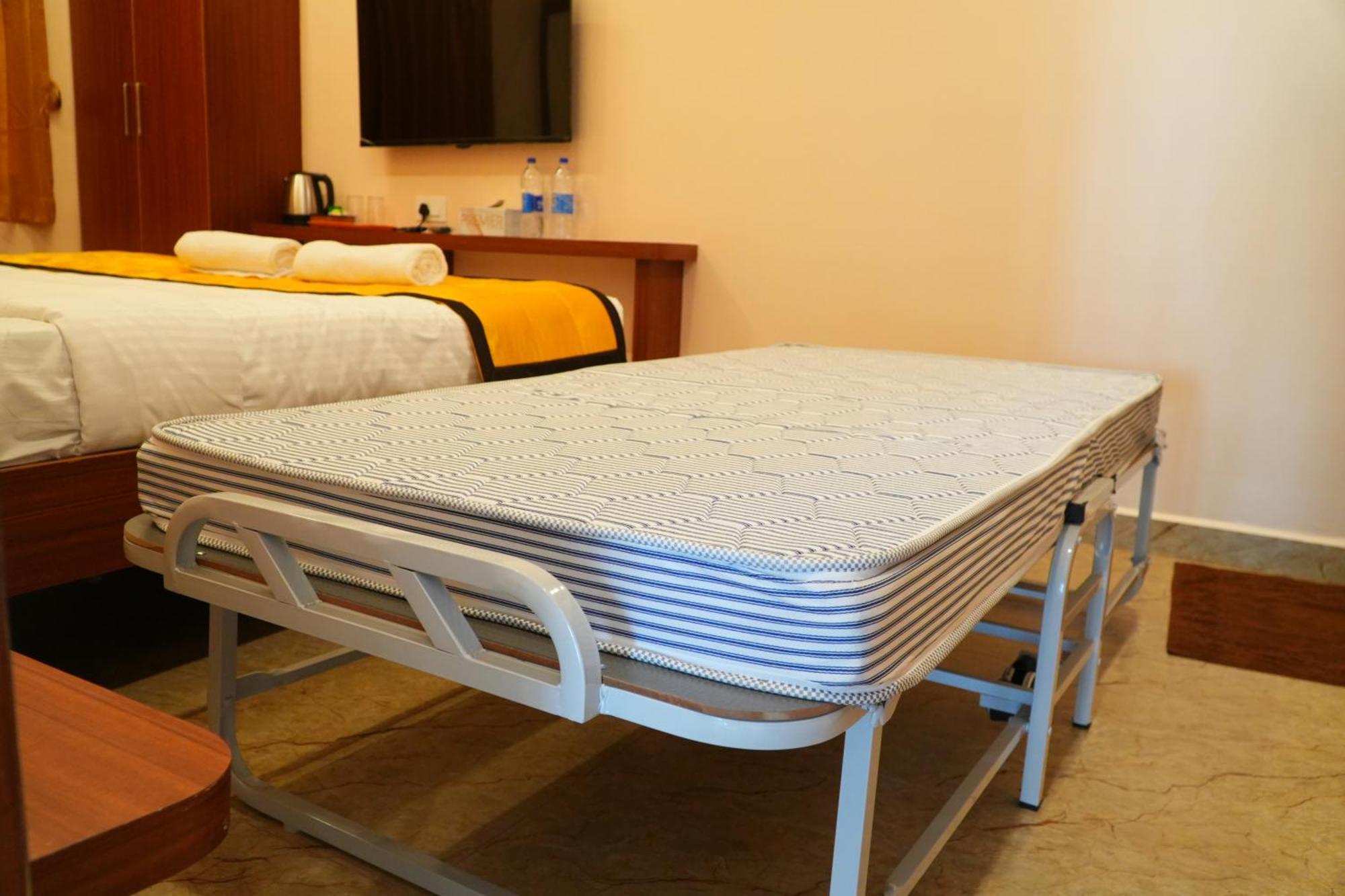 Uj Pallazzio - Business Class Luxury Hotel Tiruvannāmalai Eksteriør bilde
