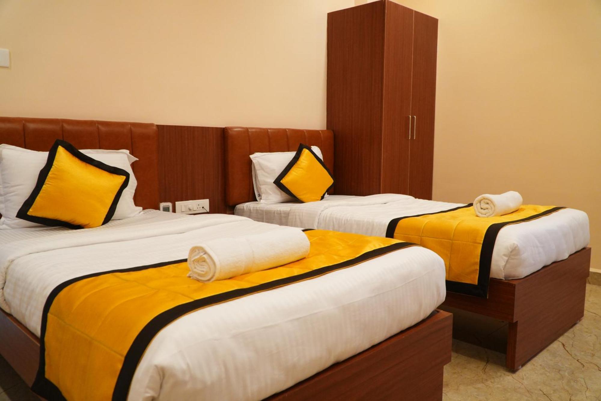 Uj Pallazzio - Business Class Luxury Hotel Tiruvannāmalai Eksteriør bilde