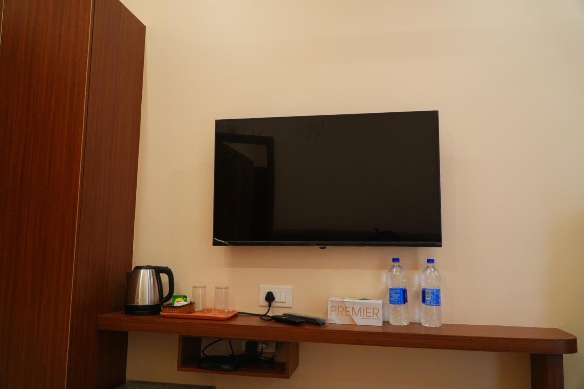 Uj Pallazzio - Business Class Luxury Hotel Tiruvannāmalai Eksteriør bilde